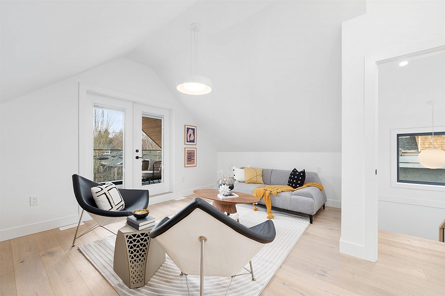 1 3118 Windsor Street