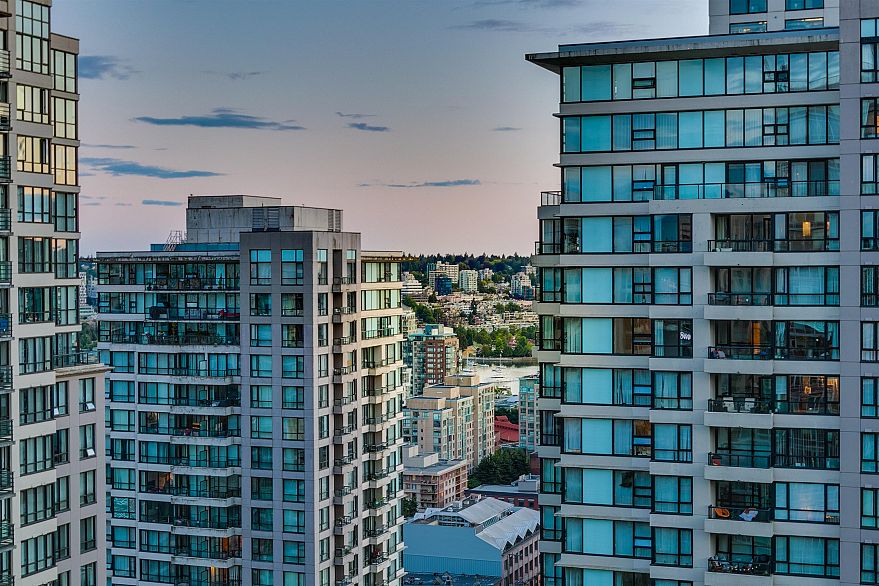 2801 888 Homer Street