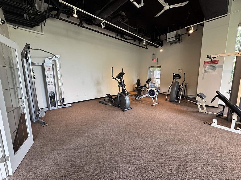 506 2733 Chandlery Place