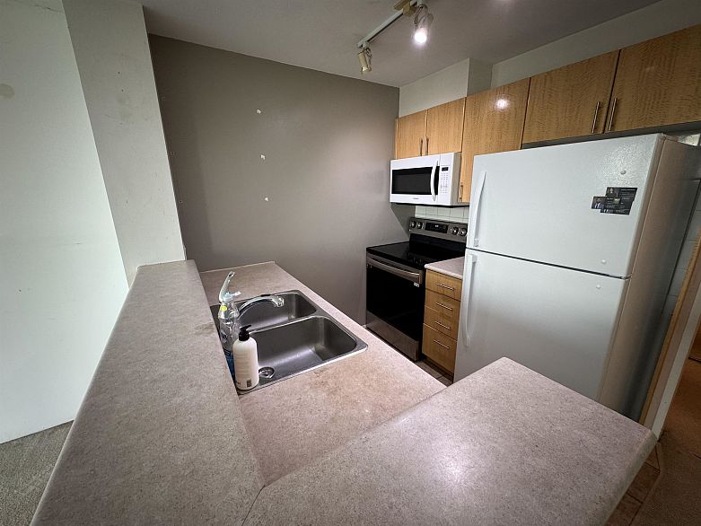 506 2733 Chandlery Place