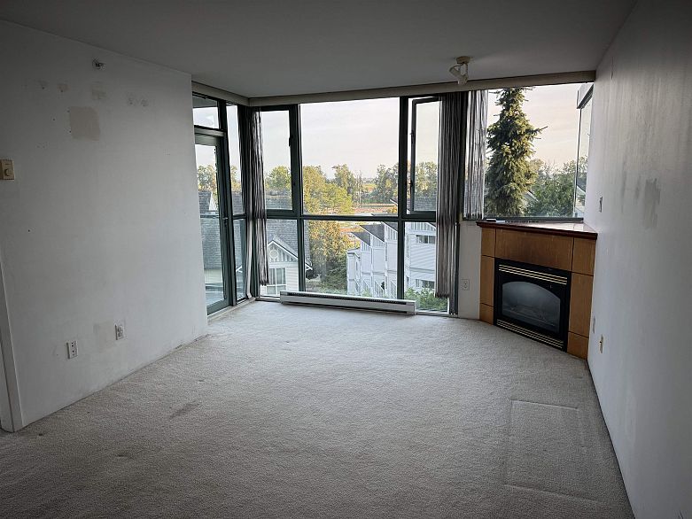 506 2733 Chandlery Place