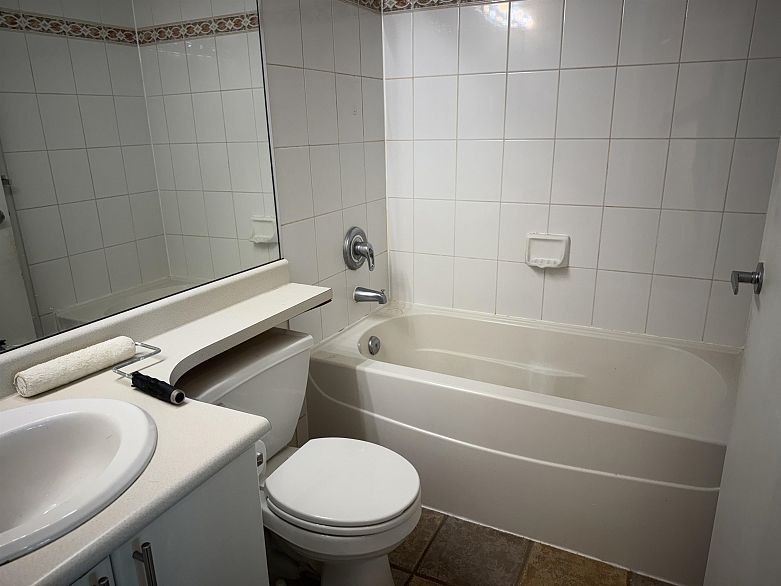 506 2733 Chandlery Place