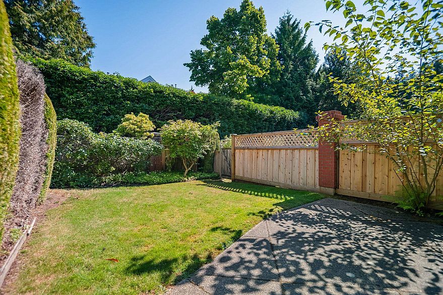 43 5880 Hampton Place