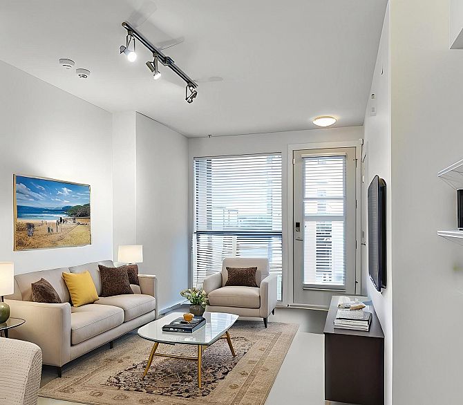 25 1863 Wesbrook Mall