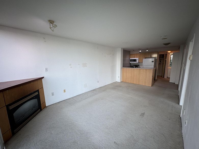 506 2733 Chandlery Place