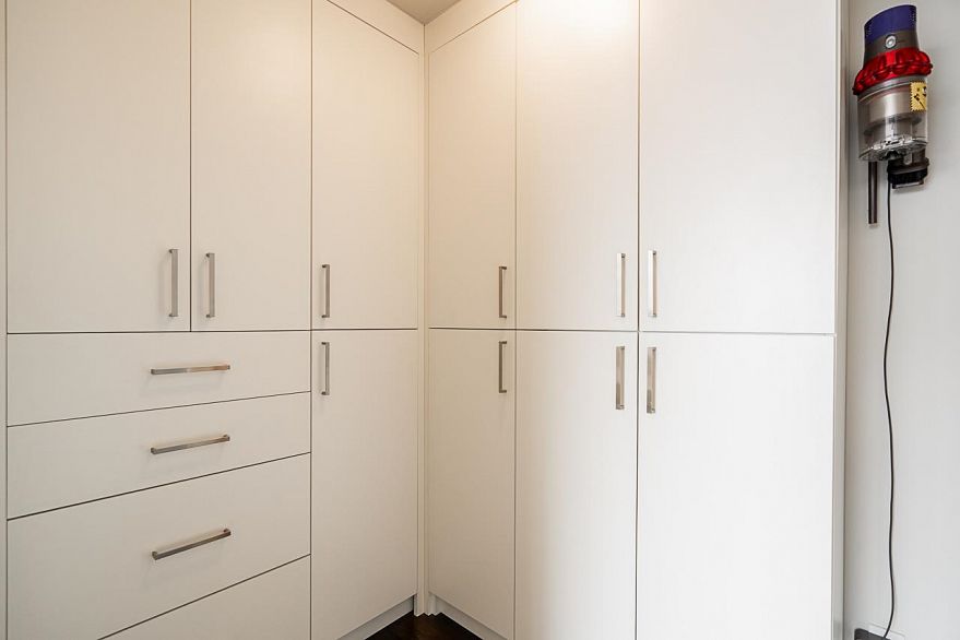 1517 1618 Quebec Street