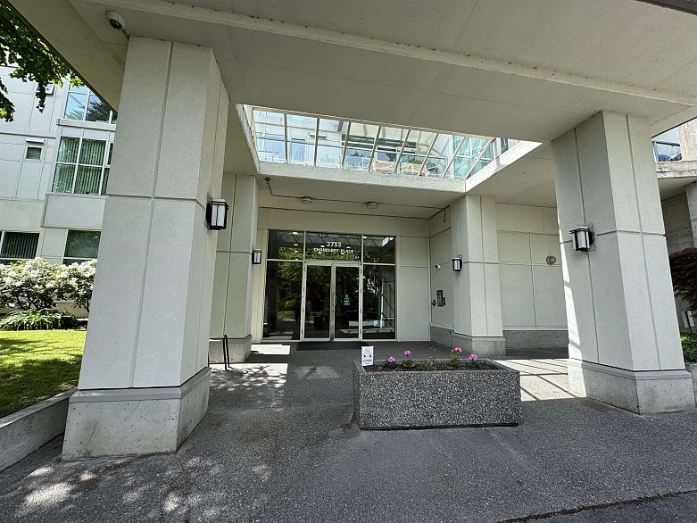 506 2733 Chandlery Place