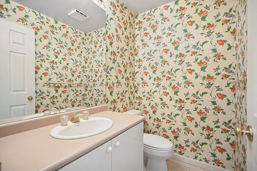 43 5880 Hampton Place