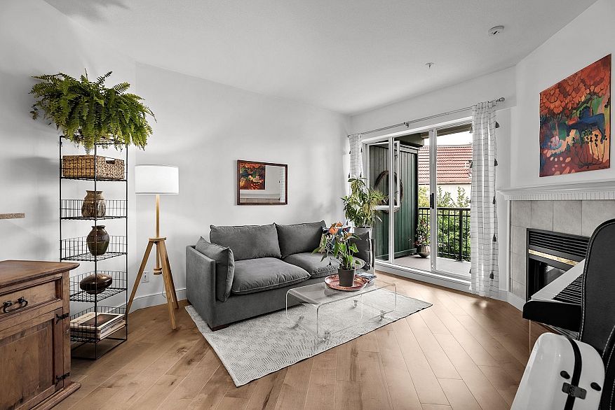 304 1928 Nelson Street