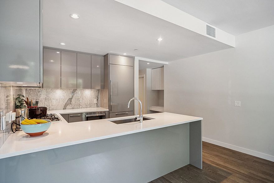 110 4080 Yukon Street