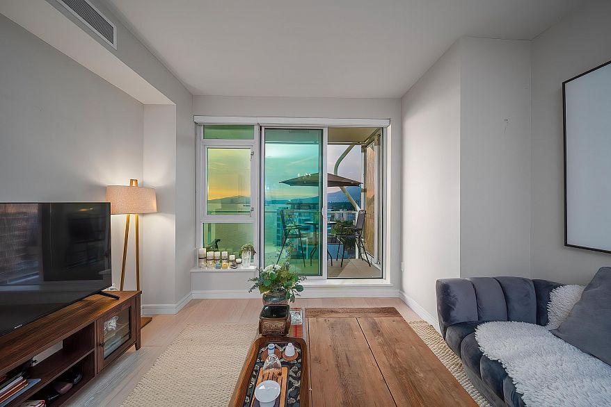 1506 1221 Bidwell Street