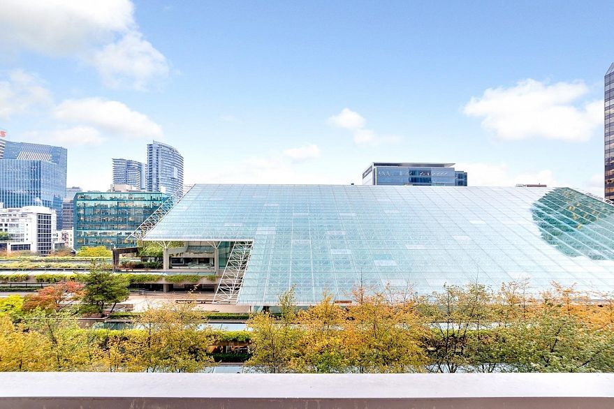 602 933 Hornby Street