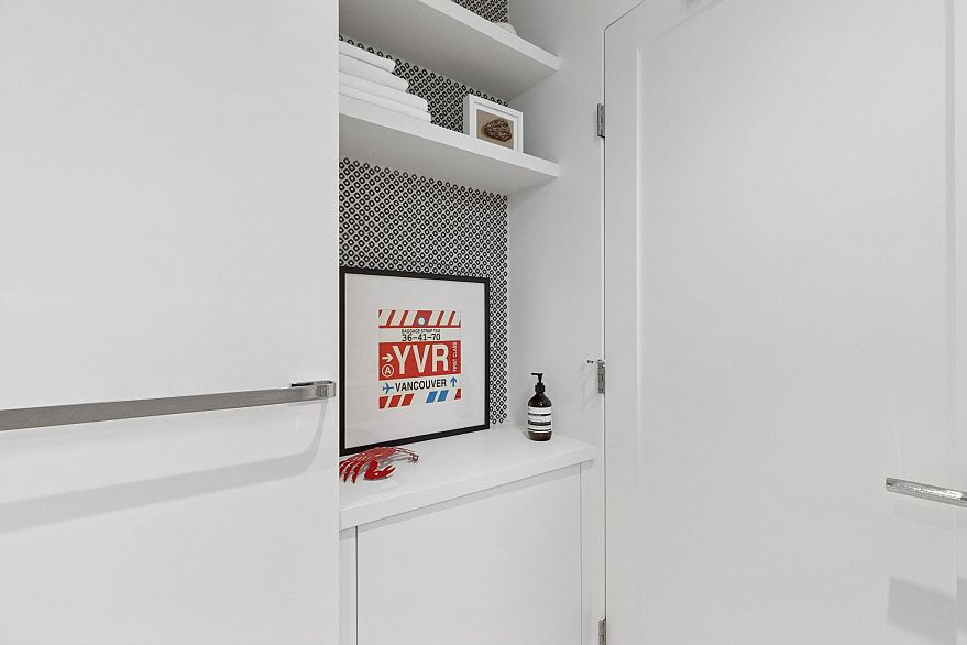 302 1388 Nelson Street