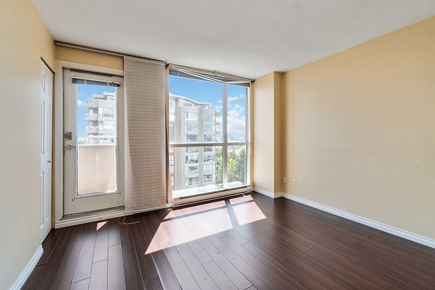 1002 2121 W 38th Avenue