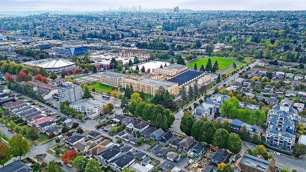 107 2533 Penticton Street