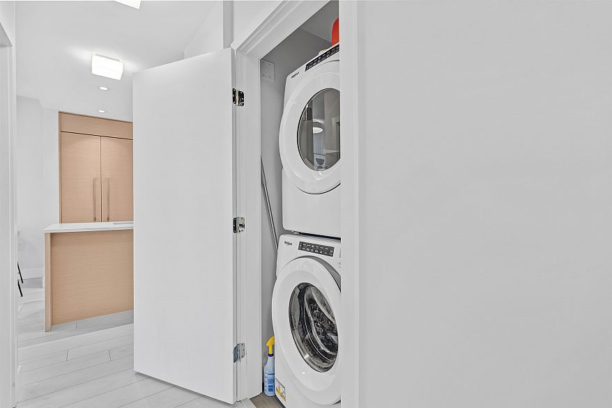 353 8575 Rivergrass Drive