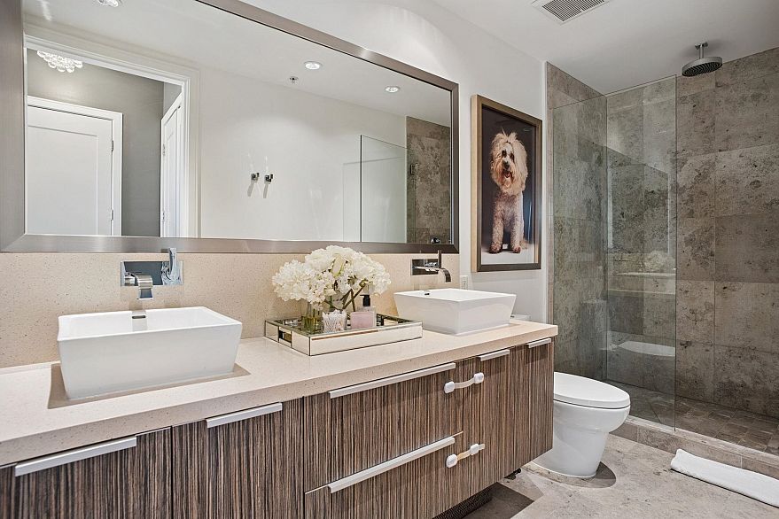 705 181 W 1st Avenue