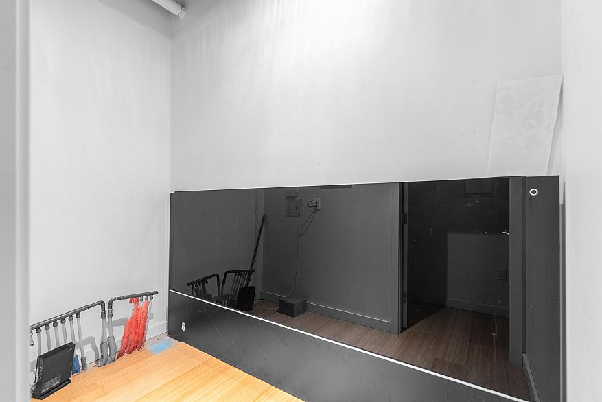 315 55 E Cordova Street