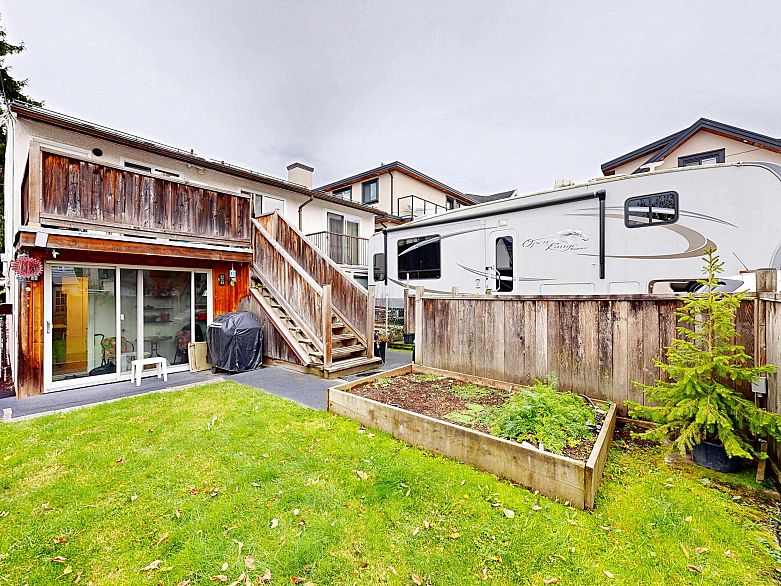 3554 Haida Drive