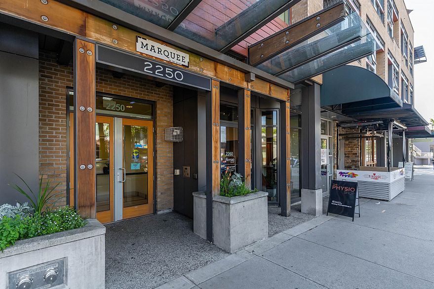 214 2250 Commercial Drive