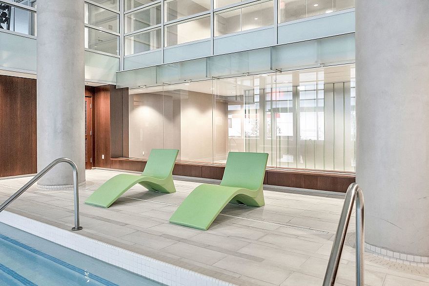 1103 1139 W Cordova Street