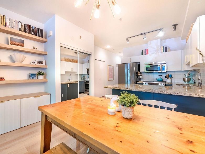 1871 Stainsbury Avenue