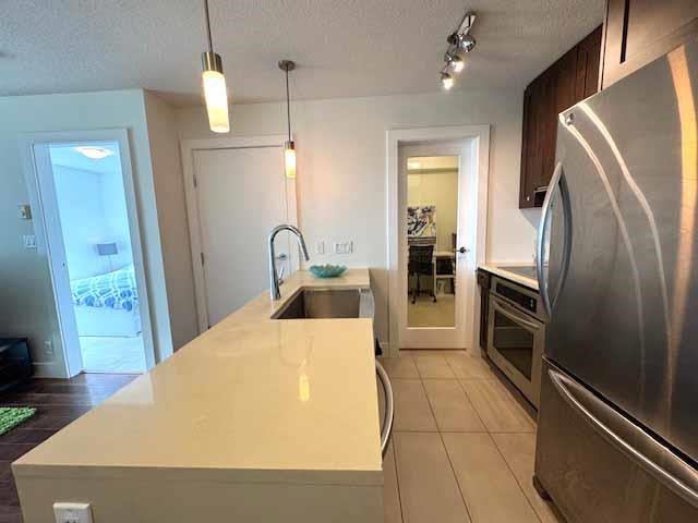 1709 888 Homer Street