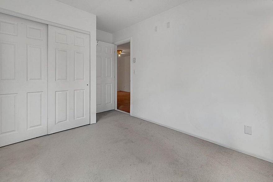 211 3624 Fraser Street