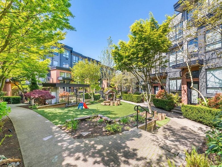 1871 Stainsbury Avenue