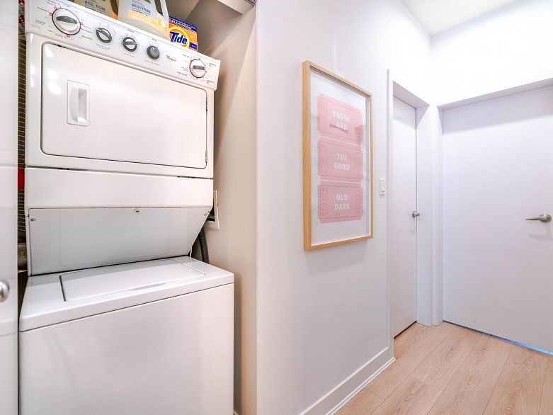 1871 Stainsbury Avenue