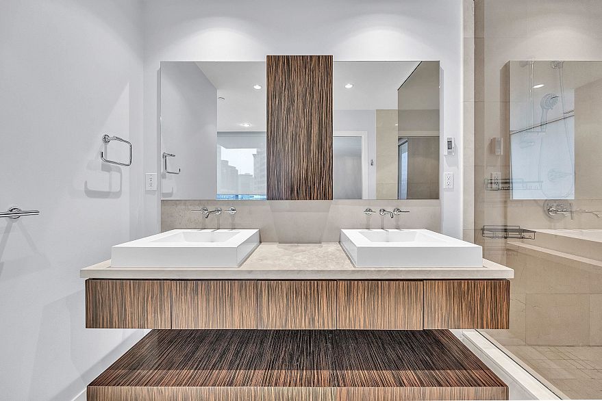 1103 1139 W Cordova Street