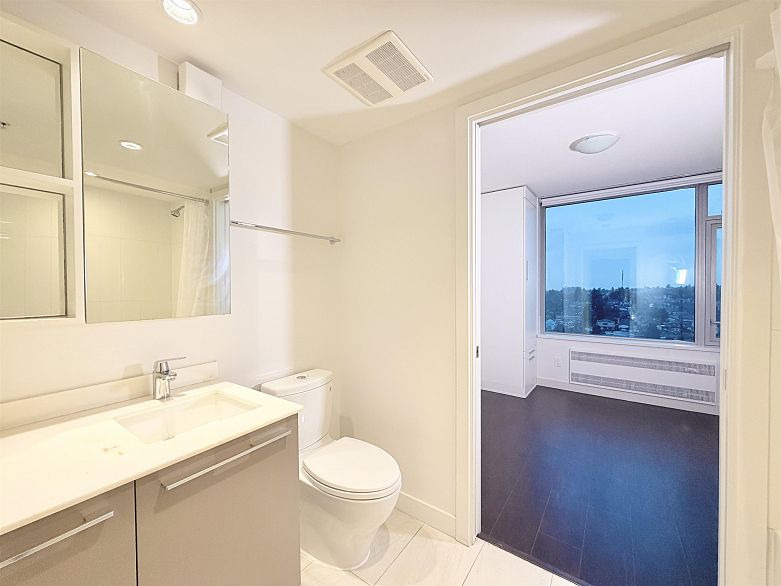 1709 8031 NUNAVUT LANE, Vancouver BC V5X 0C9