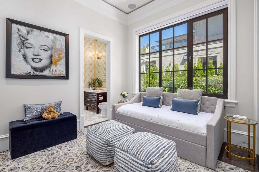 8483 Wiltshire Street