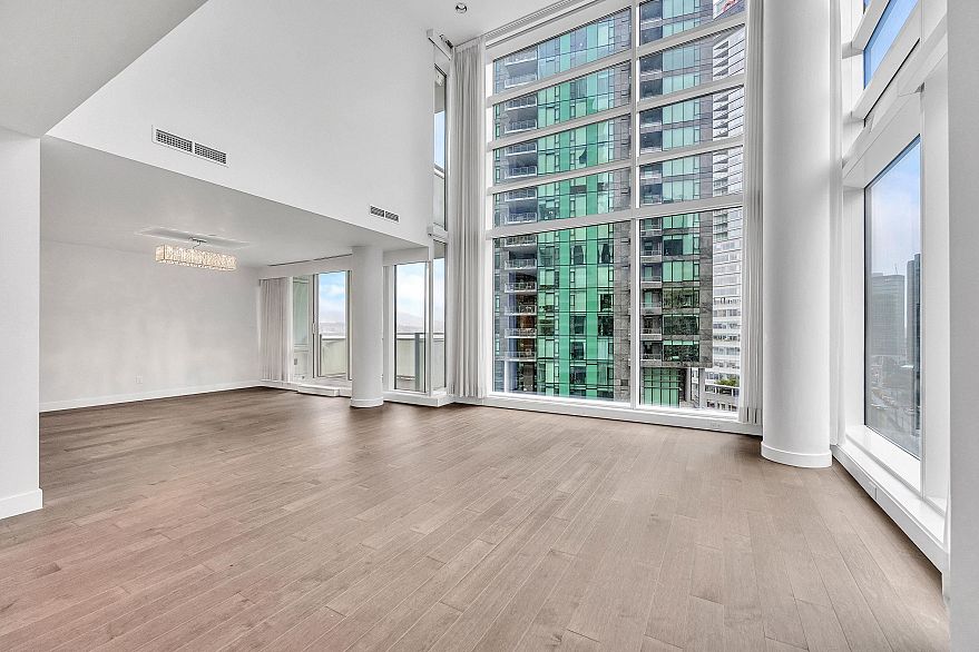 1103 1139 W Cordova Street