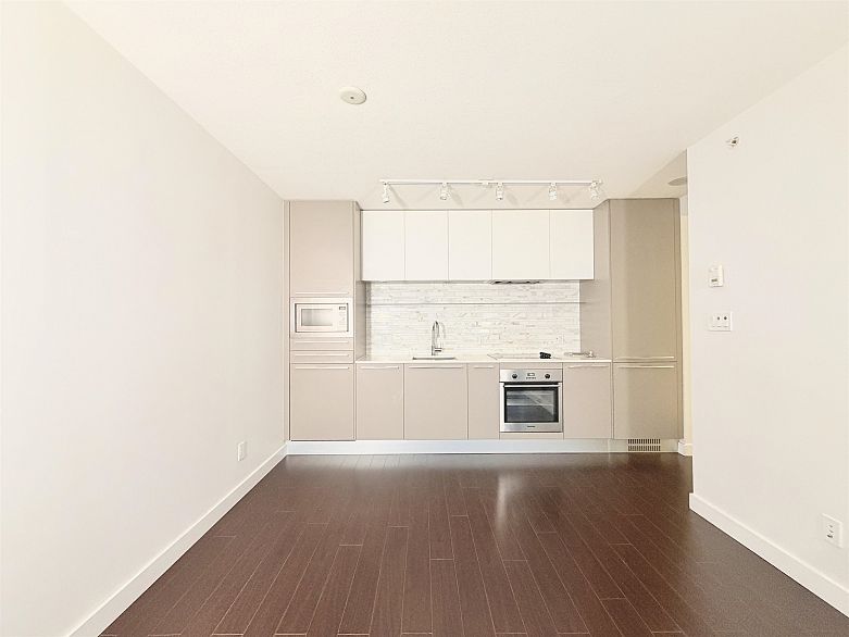 1709 8031 NUNAVUT LANE, Vancouver BC V5X 0C9