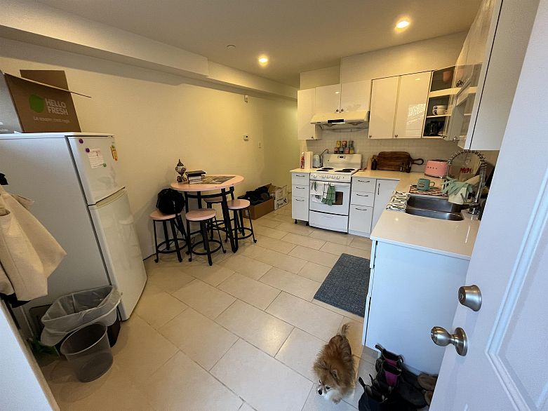 1bed 25XX E 28 AVENUE, Vancouver BC V5R 1R7