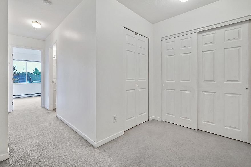 211 3624 Fraser Street