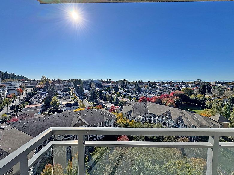 1401 3660 Vanness Avenue