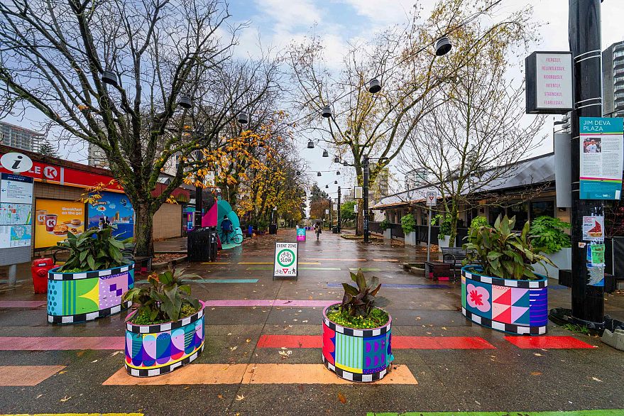 301 1234 Pendrell Street