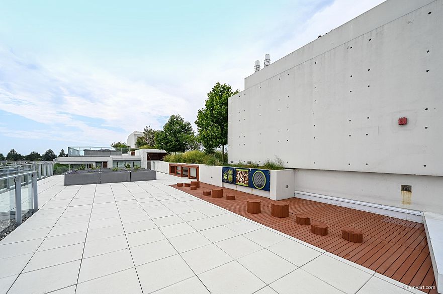 601 5699 Baillie Street