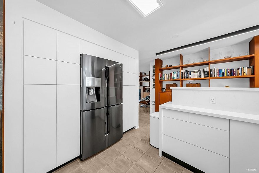 1106 Ironwork Passage