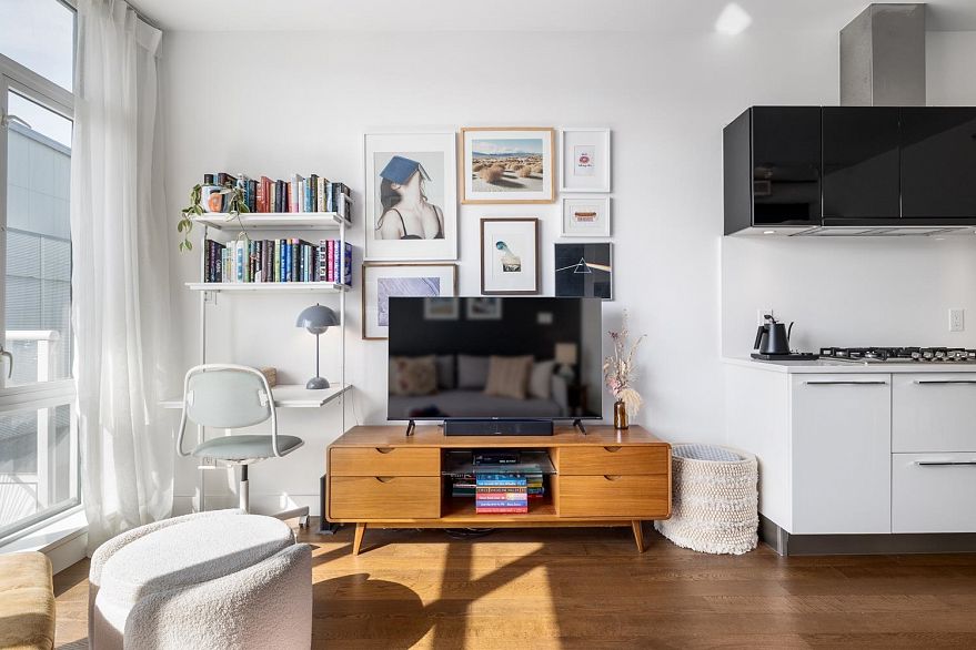 518 108 E 1st Avenue