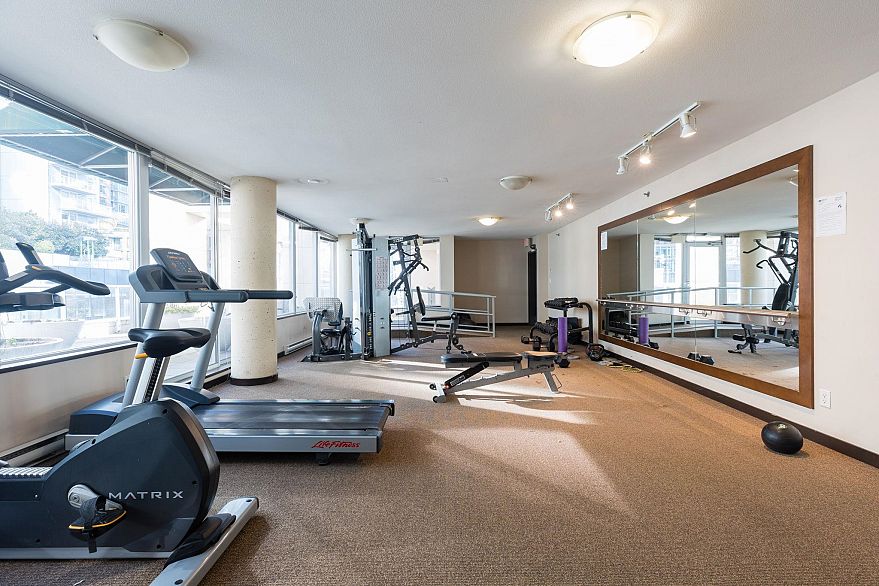 1101 822 Seymour Street