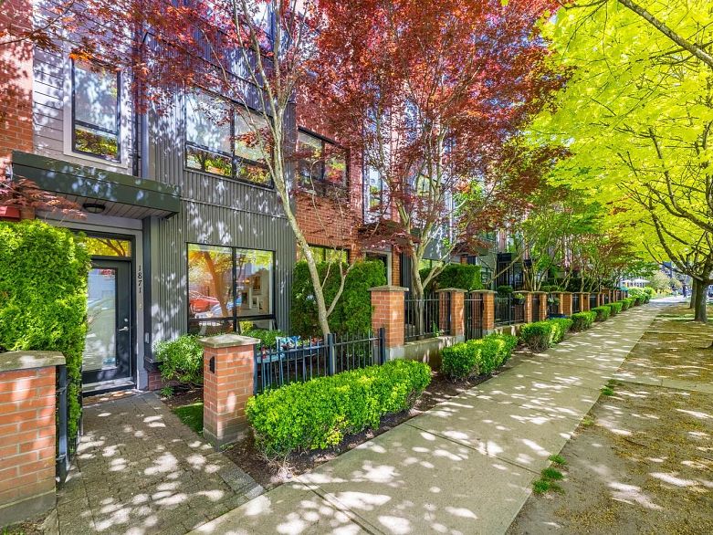 1871 Stainsbury Avenue