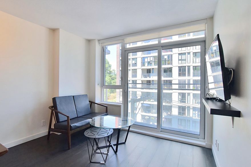 704 1009 HARWOOD STREET, Vancouver BC V6Z 1Z7