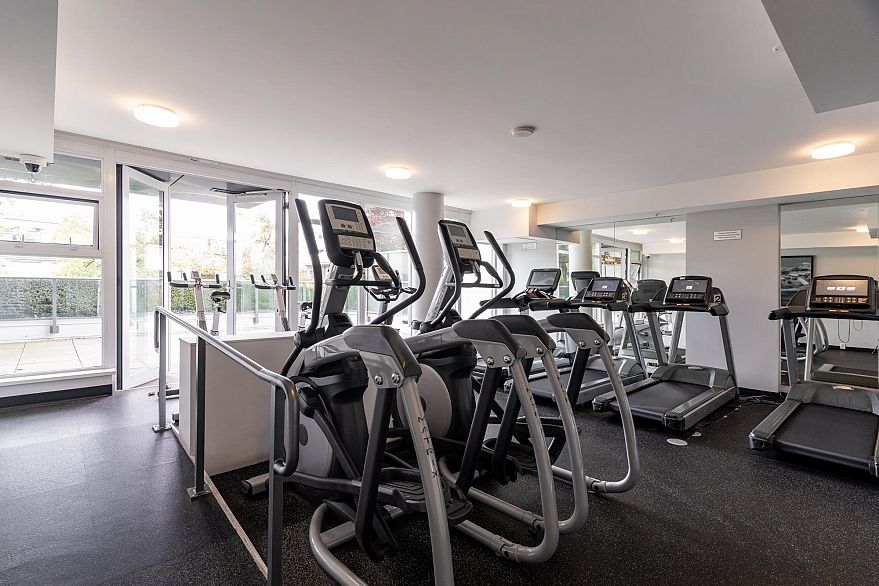 202 1777 W 7th Avenue