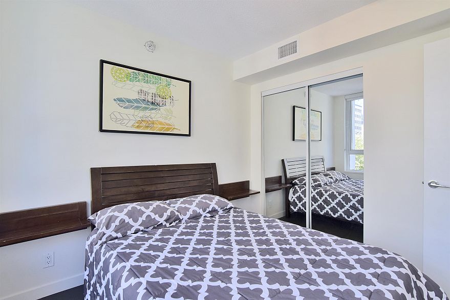 704 1009 HARWOOD STREET, Vancouver BC V6Z 1Z7