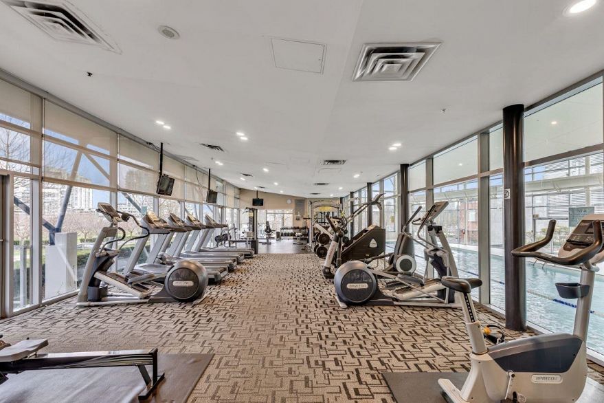 2706 1438 Richards Street