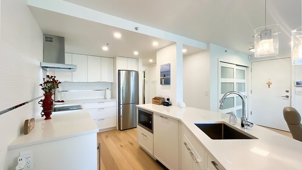 502 1388 Homer Street