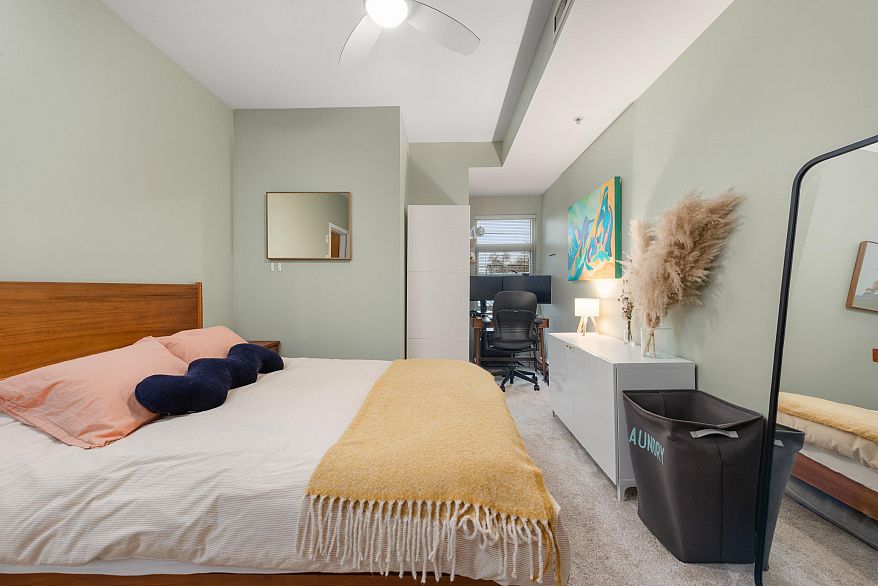 315 707 E 20th Avenue